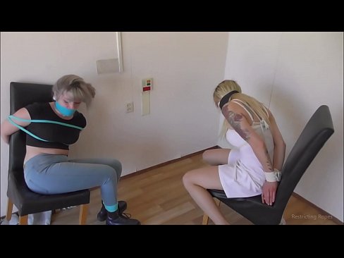 ❤️ Dépendante / attachée et bâillonnée / demoiselle en détresse ️❌ Porno dur at us ❌