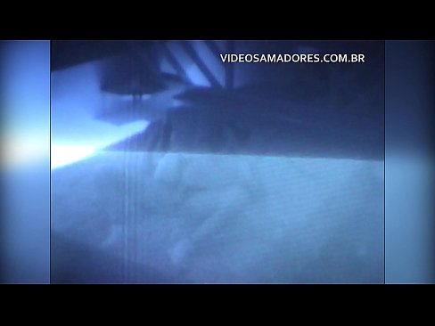 ❤️ Un mari filme sa femme en train de baiser son voisin et découvre qu'il est cocu. ️❌ Porno dur at us ❌