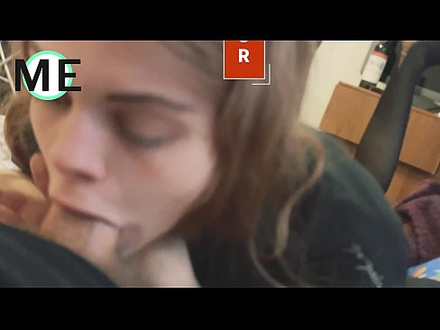 ❤️ Bite de gorge, collant déchiré et talons déchirés nice to meet ️❌ Porno dur at us ❌